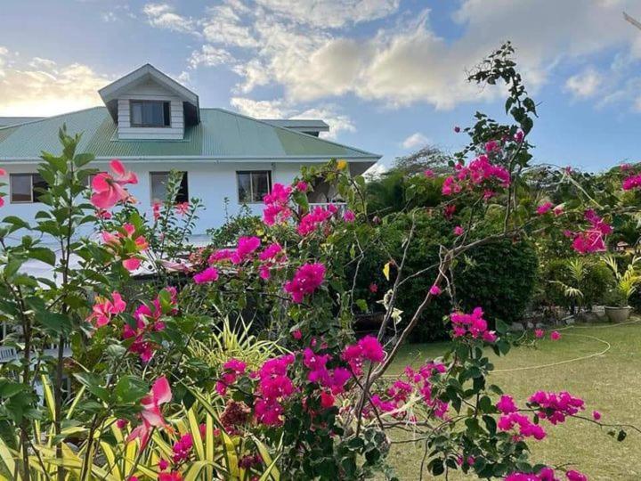 Linsen Selfcatering * La Digue
